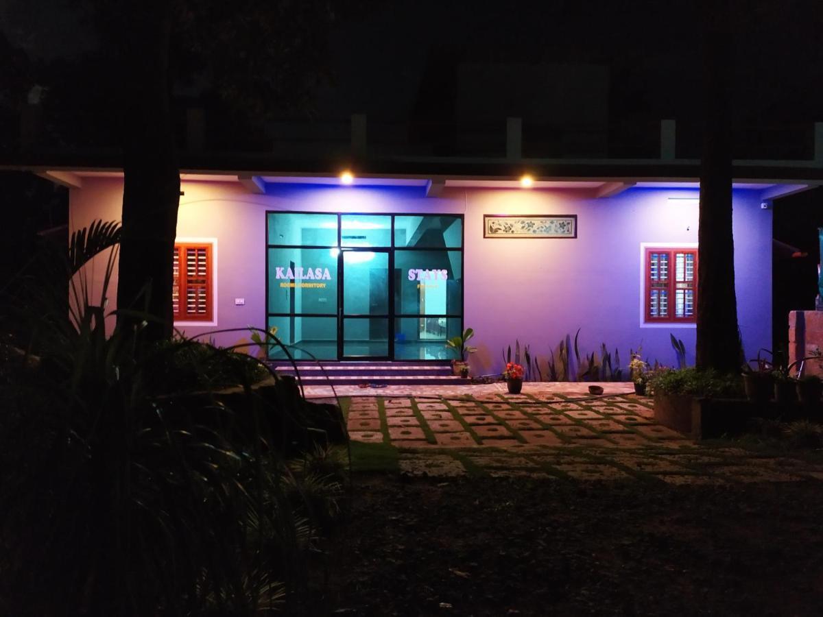 kailasa stays Chegat Bagian luar foto